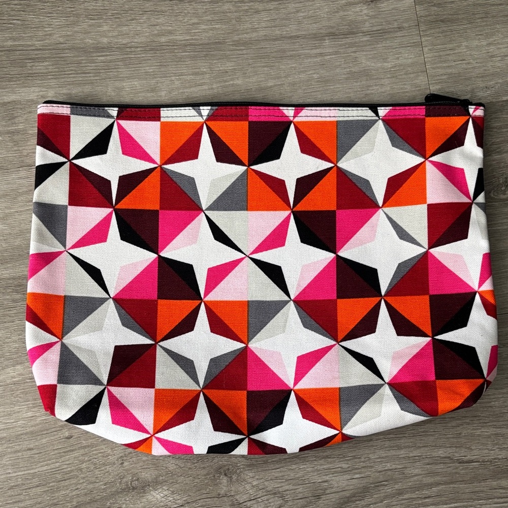 Thirty One Large Zipper Pouch